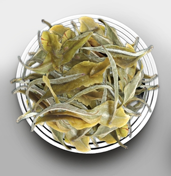 Air-dried tea leaves with a delicate flavor